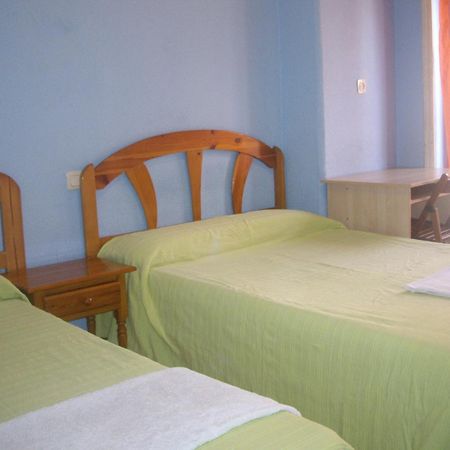Hostal Pacios Мадрид Екстериор снимка
