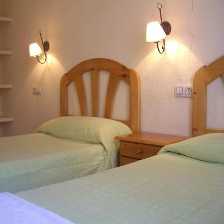 Hostal Pacios Мадрид Екстериор снимка