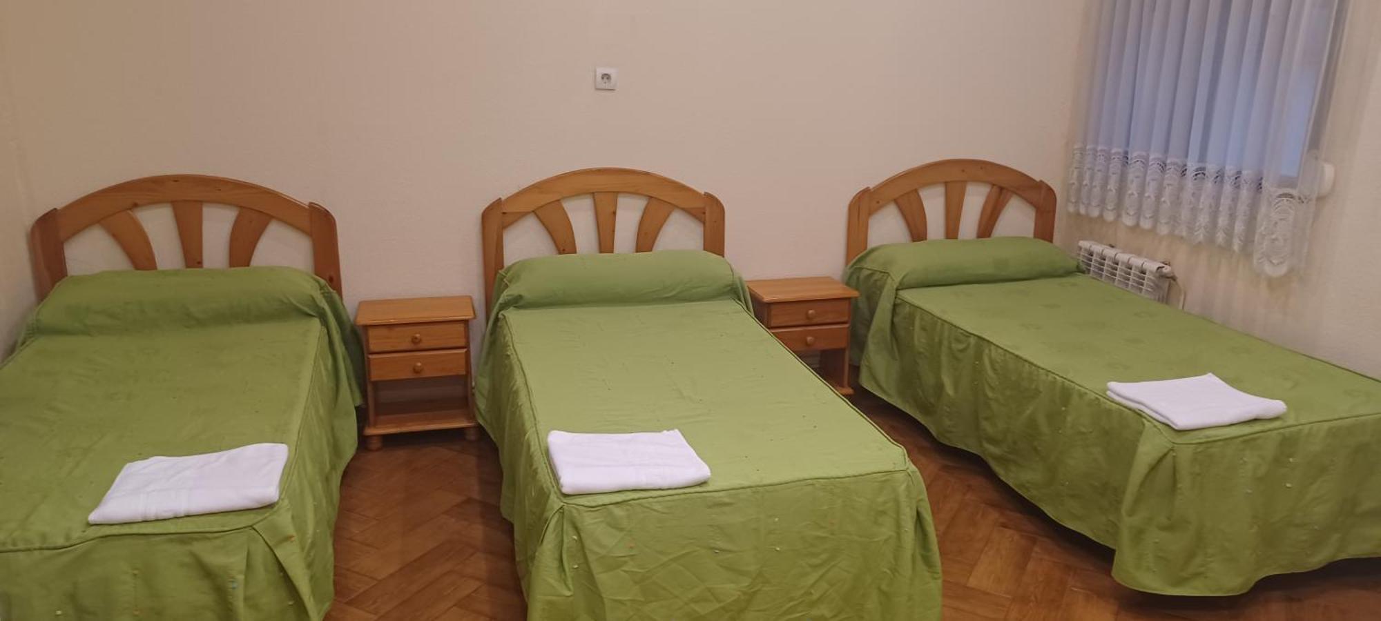 Hostal Pacios Мадрид Екстериор снимка