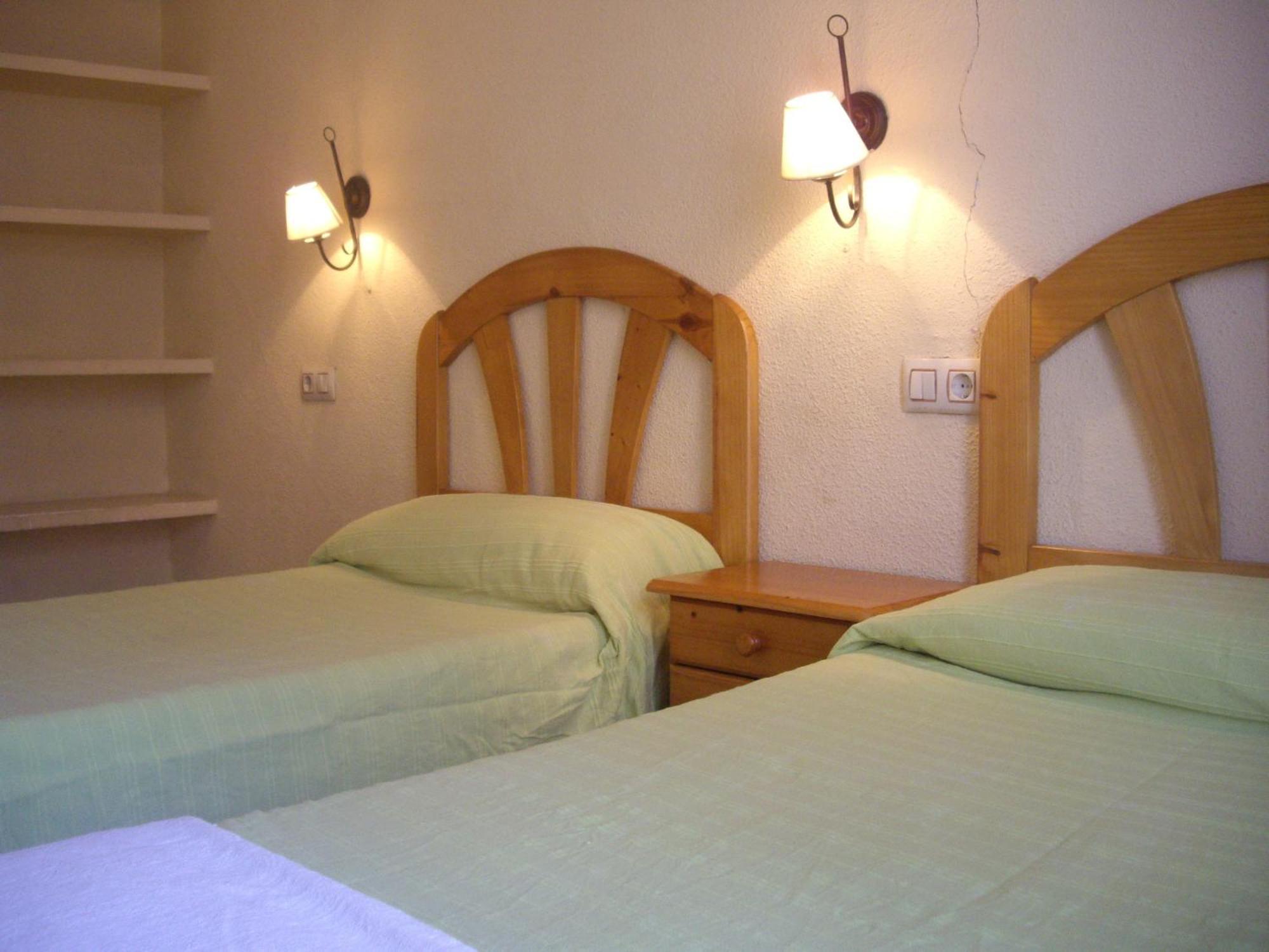 Hostal Pacios Мадрид Екстериор снимка